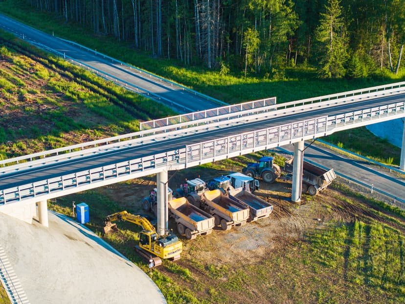 We innovate infrastructure with comprehensive BIM services